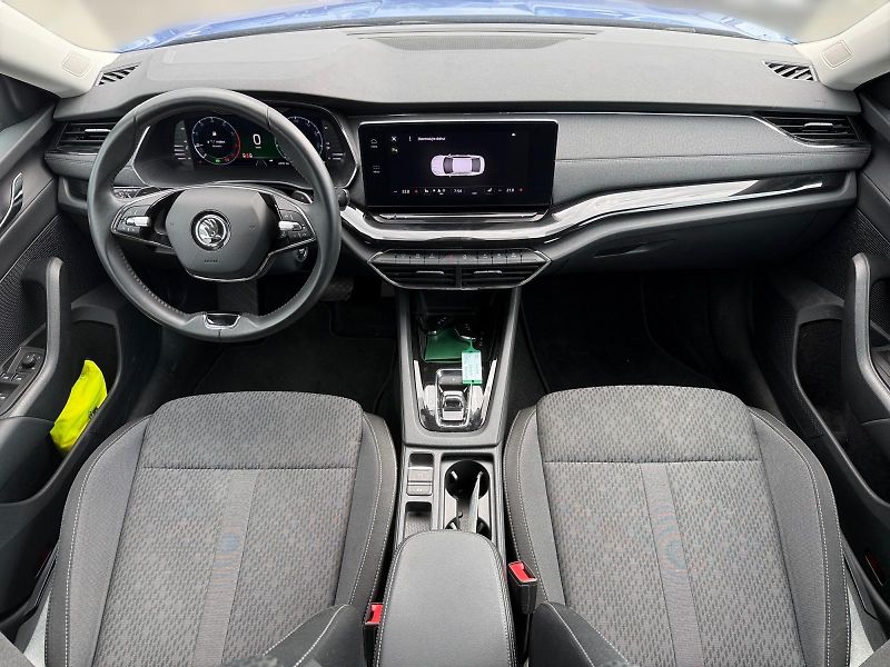 Škoda Octavia (2023) STYLE 1.5e-TEC 110kW TAŽNÉ CZ - fotka 9 z 11