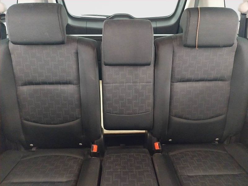 Mazda 5 (2009) 2.0, LPG, nová STK - fotka 10 z 19