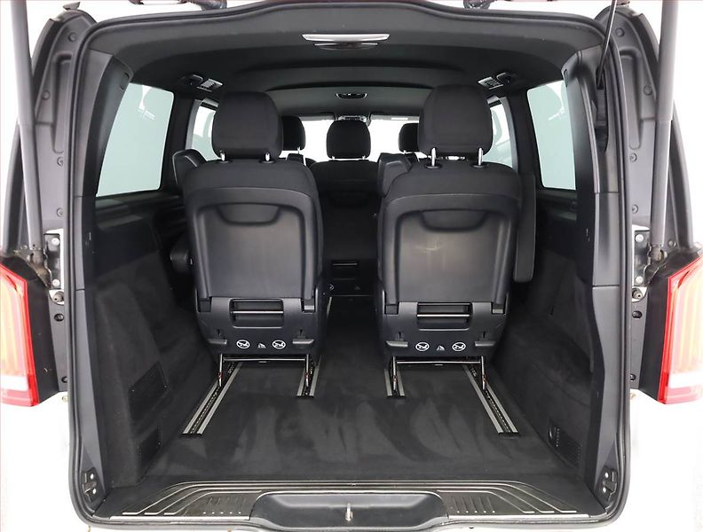Mercedes-Benz Třídy V (2021) 300 d, ČR, DPH - fotka 20 z 21