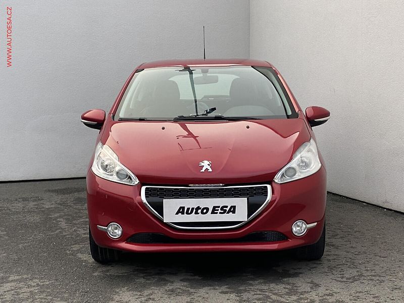 Peugeot 208 (2013) 1.2i, ČR, Active, +kola - fotka 2 z 14