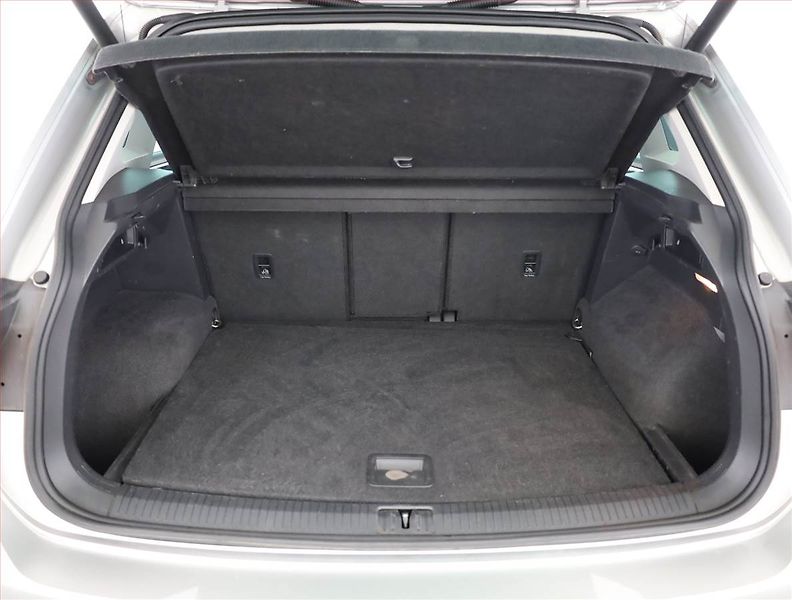 Volkswagen Tiguan (2018) Comfortline 2.0 TDI, 4X4 - fotka 18 z 19