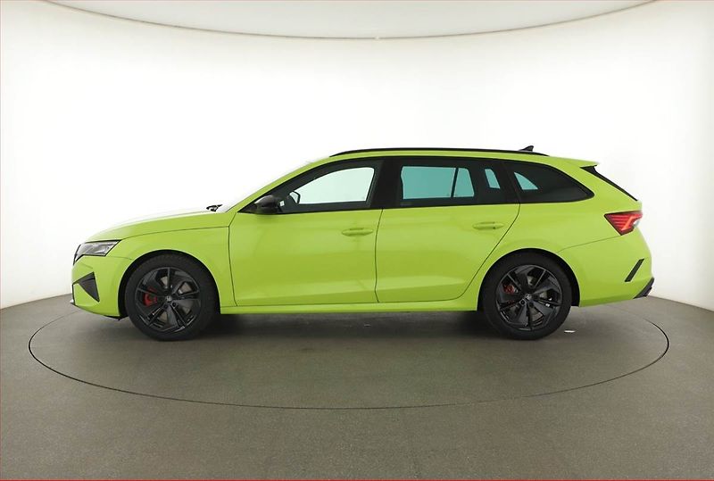 Škoda Octavia (2025) RS 2.0 TSI, ACC, Matrix - fotka 3 z 18