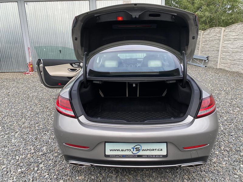 Mercedes-Benz Třídy C C 400 COUPE 4MATIC 51.000KM - fotka 100 z 149
