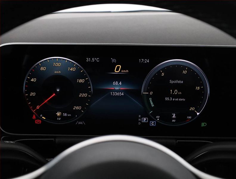 Mercedes-Benz Třídy B (2019) B 180 d, Automat, Kůže, Navi - fotka 9 z 18