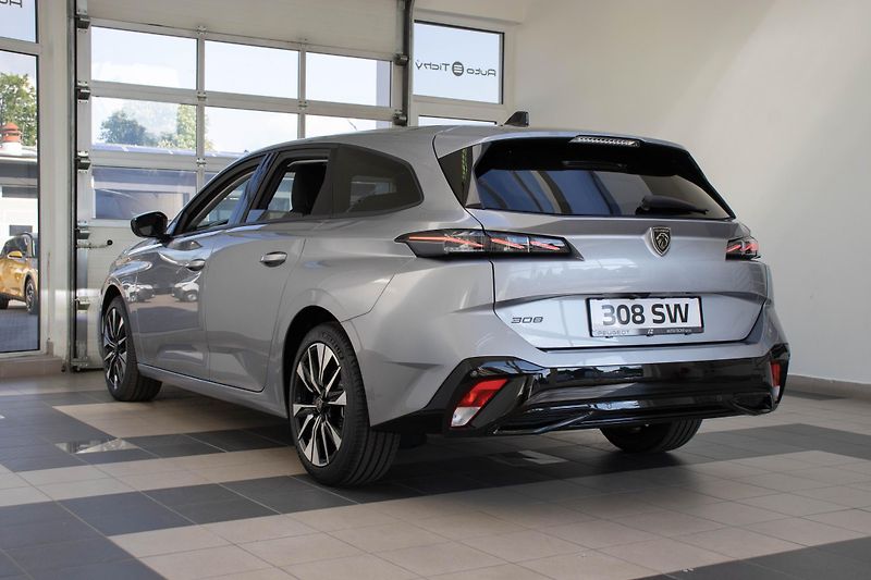 Peugeot 308 SW ALLURE BlueHDi 130 EAT8 - fotka 6 z 16