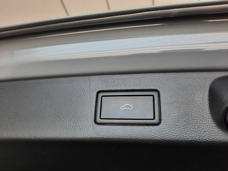 Volkswagen Arteon Shooting Brake (2023) R-Line 2.0 TSI (140kW/190k) DS - fotka 26 z 28