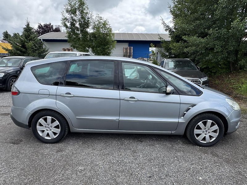 Ford S-MAX 2.0 D 7 MIST - fotka 7 z 20
