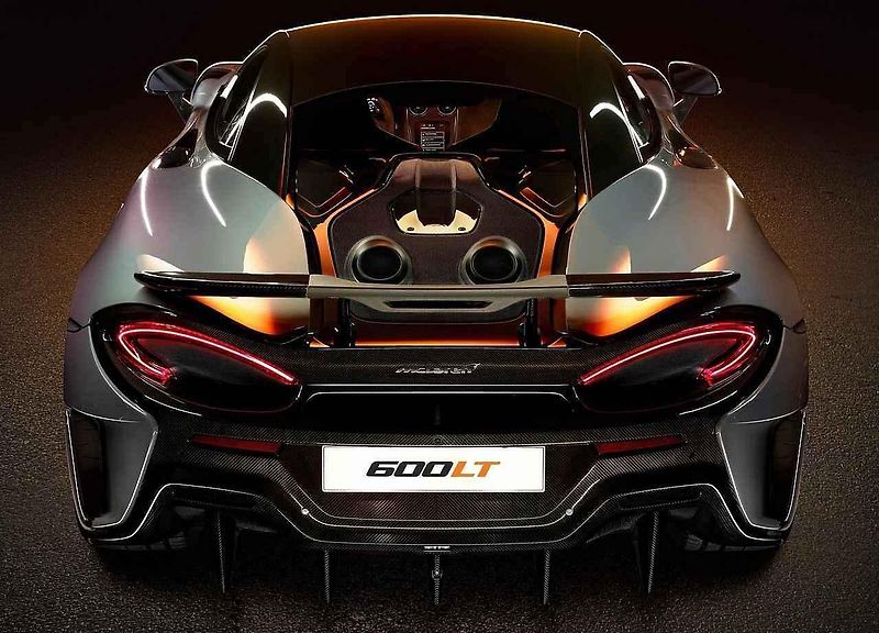 McLaren 600LT.