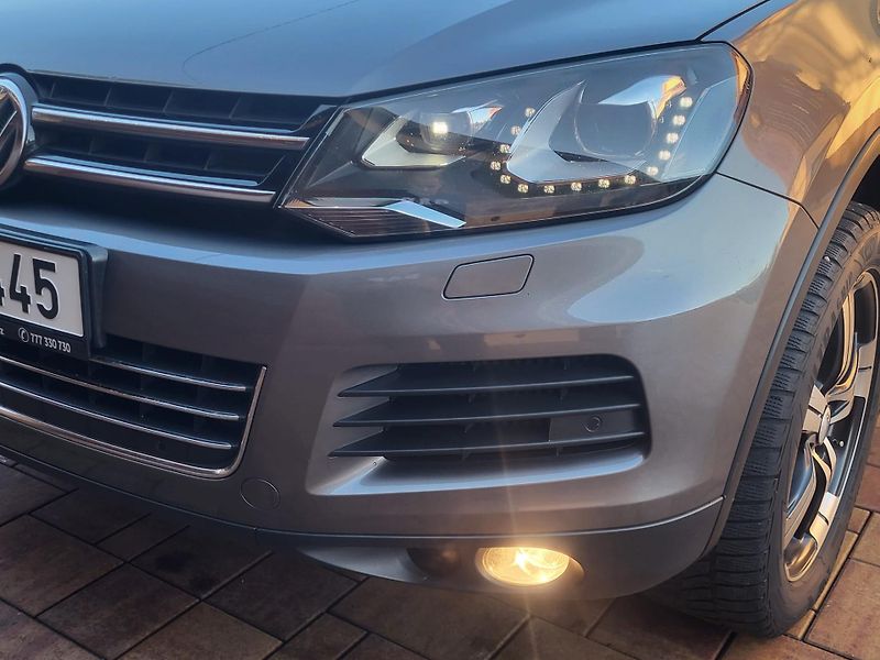 Volkswagen Touareg 4.2V8 TDi 250kW*1.MAJITEL* - fotka 37 z 40