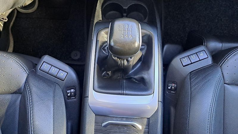 Citroën Grand C4 SpaceTourer 1.5 BLUEHDI BUSINESS LOUNGE - fotka 27 z 28