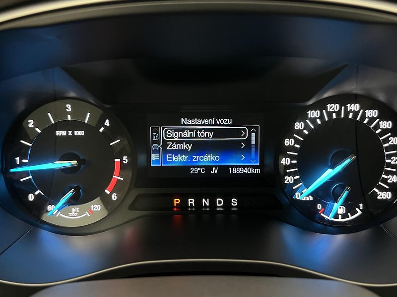 Ford Mondeo 2.0 TDCI TREND - fotka 27 z 39
