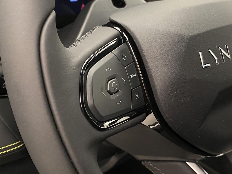 Lynk & Co 01 (2025) 01 CORE PHEV - fotka 23 z 82