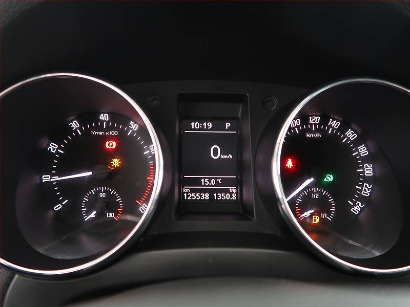 Škoda Yeti (2013) 1.4 TSI, Automat, Tempomat - fotka 11 z 16