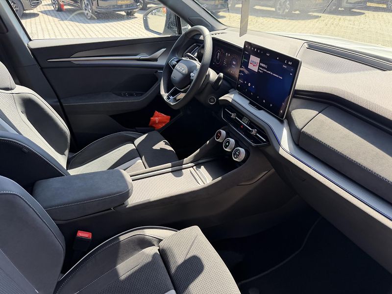 Škoda Kodiaq (2026) 2.0TDI 142kW 4X4 SP TZ NT Z5L! - fotka 32 z 46