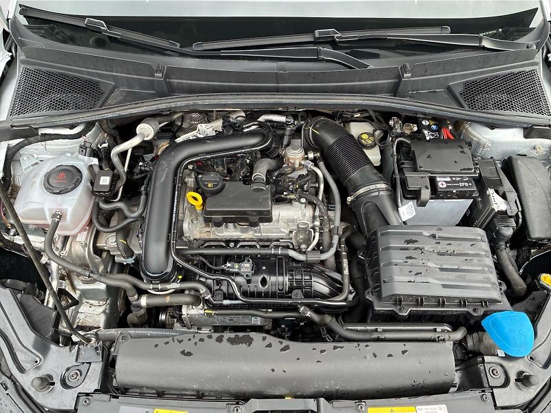 Škoda Fabia 1,0 TSI / 70 kW Selection, Taž - fotka 28 z 28