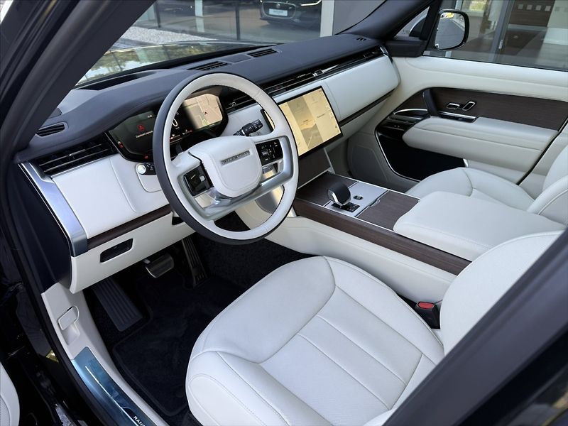 Land Rover Range Rover 3,0 HSE D350 - fotka 9 z 44