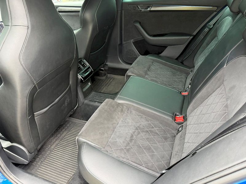 Škoda Superb (2020) SPORTLINE 2.0TDI 140KW 4x4 DSG - fotka 12 z 25