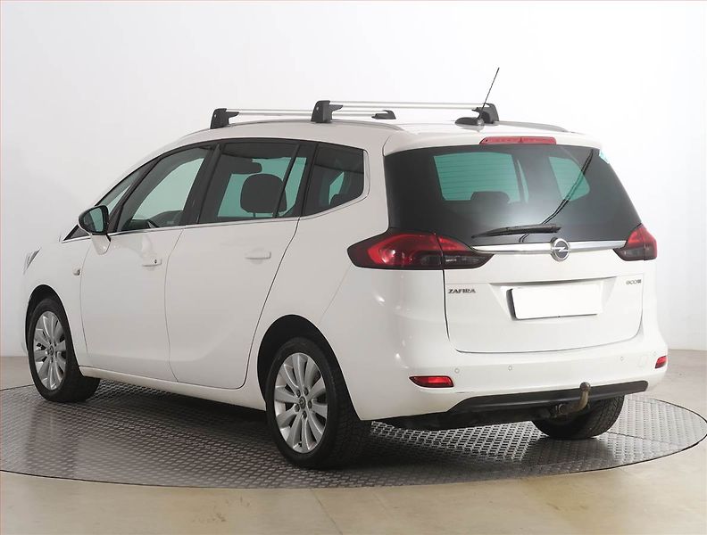 Opel Zafira (2017) 1.4 Turbo, LPG, 7 míst - fotka 4 z 20