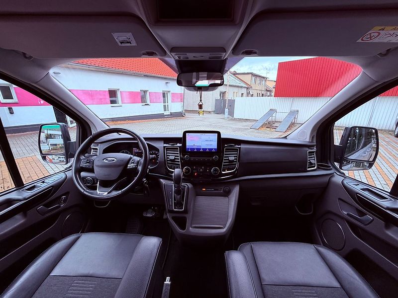Ford Tourneo Custom 2.0 TDCi Active Aut., ČR, 1.Ma - fotka 19 z 34
