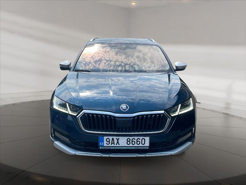 Škoda Octavia 2,0 TSI 140 Scout 4x4 AT - fotka 2 z 11