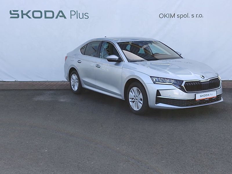 Škoda Octavia (2024) Top Selection 1,5 Tsi 110 kw D - fotka 31 z 36