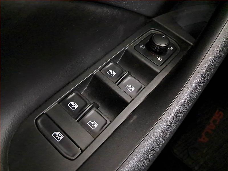 Škoda Scala (2019) Style Plus 1.5 TSI, Automat - fotka 16 z 16