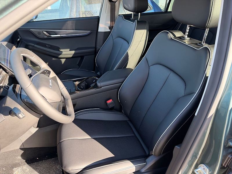 Jaecoo Ostatní 1.6TGDI DCT FWD PREMIUM - fotka 15 z 17