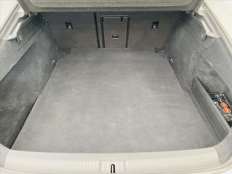 Volkswagen Arteon 2,0 TDI DSG 110 kW Elegance - fotka 22 z 26