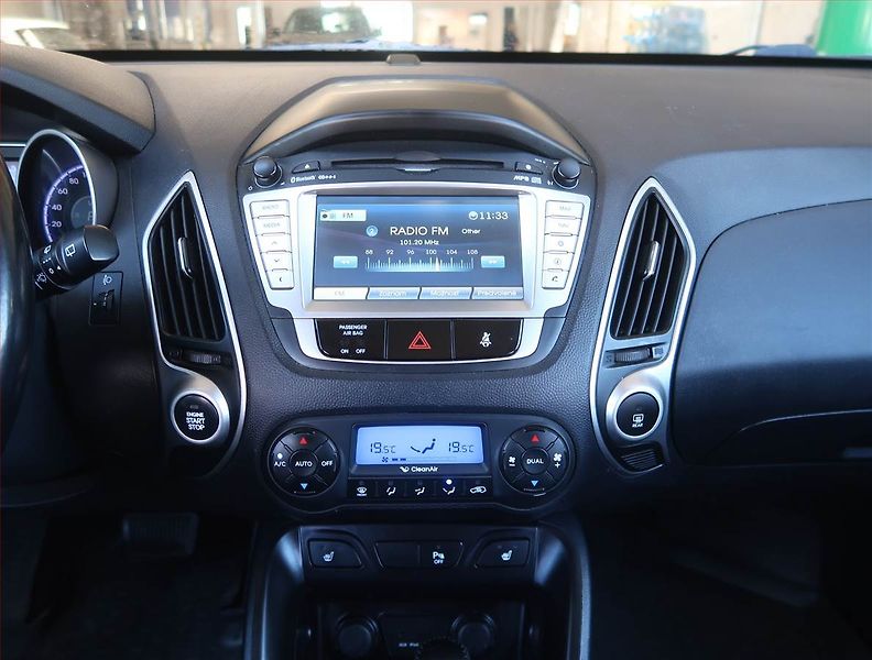 Hyundai ix35 (2013) 2.0 CRDi, 4X4, Automat - fotka 12 z 20