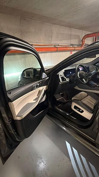 BMW X6 (2025) - fotka 9 z 14