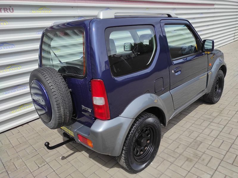 Suzuki Jimny 1,3i 62kW, 4x4, Tažné - fotka 6 z 31