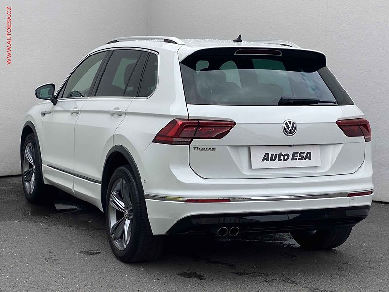 Volkswagen Tiguan (2017) 2.0TDI 4x4, 1.maj,ČR, R-Line - fotka 6 z 20