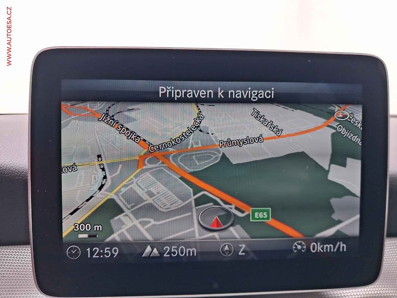 Mercedes-Benz CLA (2019) 2.2CDi CLA200, AT, LED, navi - fotka 21 z 21