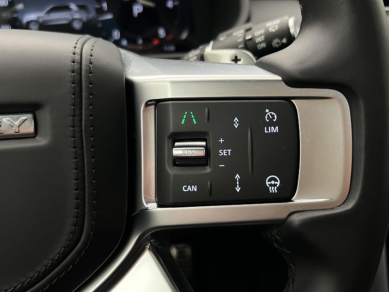 Land Rover Discovery D250 DYNAMIC HSE AWD AUT CZ - fotka 27 z 58