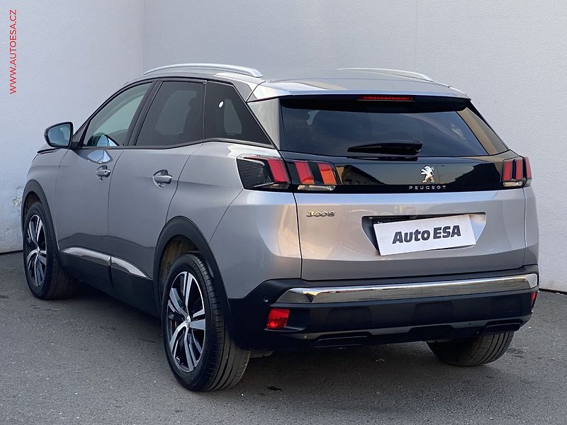 Peugeot 3008 (2019) 1.5 HDI, Allure, AT, LED - fotka 6 z 17