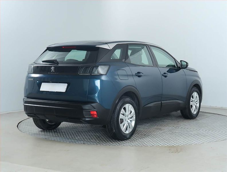 Peugeot 3008 (2021) 1.2 PureTech, Serv.kniha - fotka 5 z 16