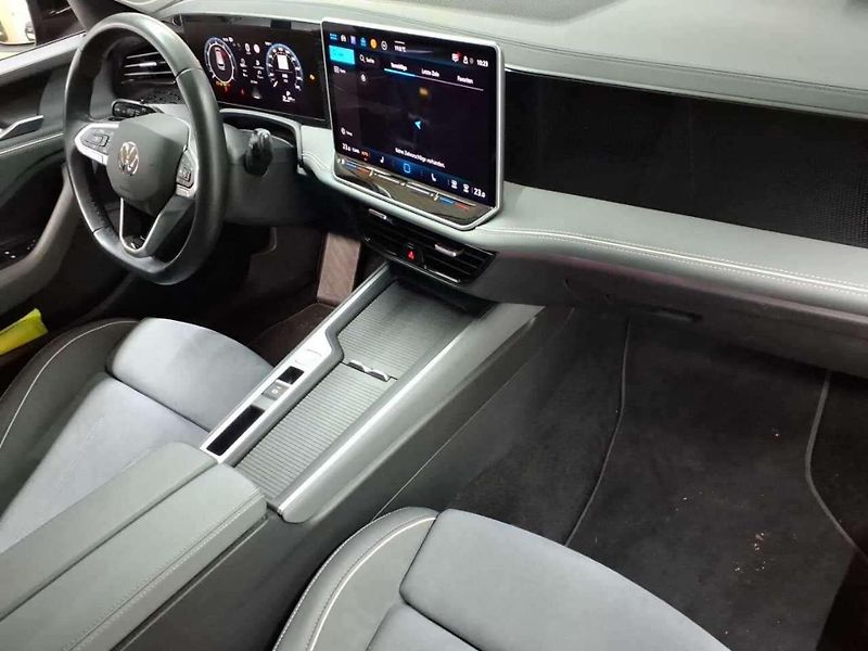 Volkswagen Passat 1.5eTSI ACC Kamera Asistence - fotka 6 z 8