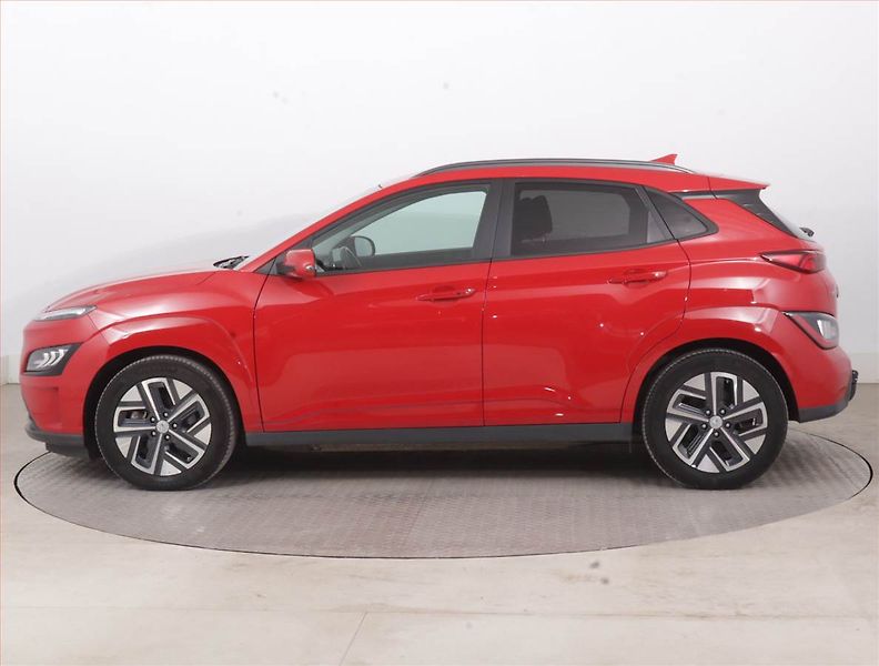 Hyundai Kona (2022) Prime Electric 64 kWh - fotka 3 z 20