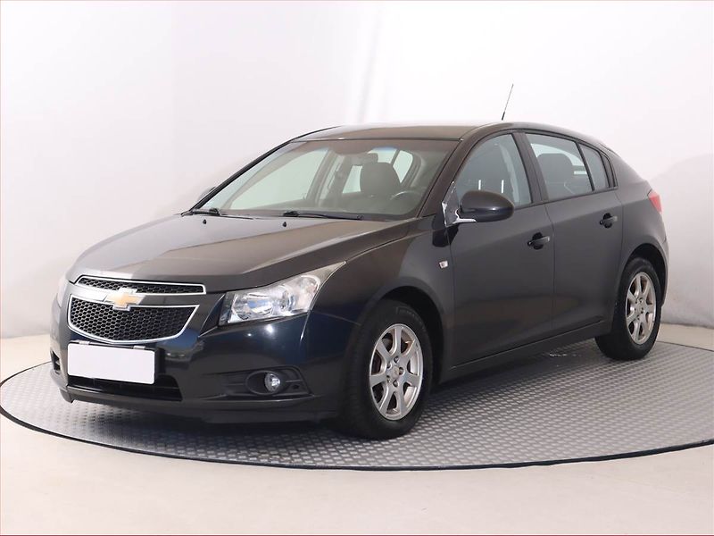 Chevrolet Cruze (2012) 2.0 VCDi, Automat, Serv.kniha - fotka 2 z 17
