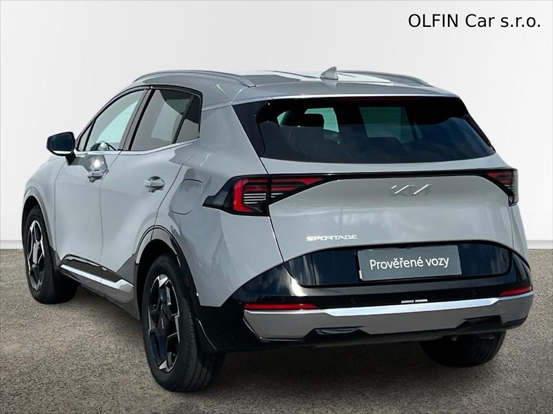 Kia Sportage 1,6 T-GDi 110kW 4x2 TOP - fotka 9 z 28