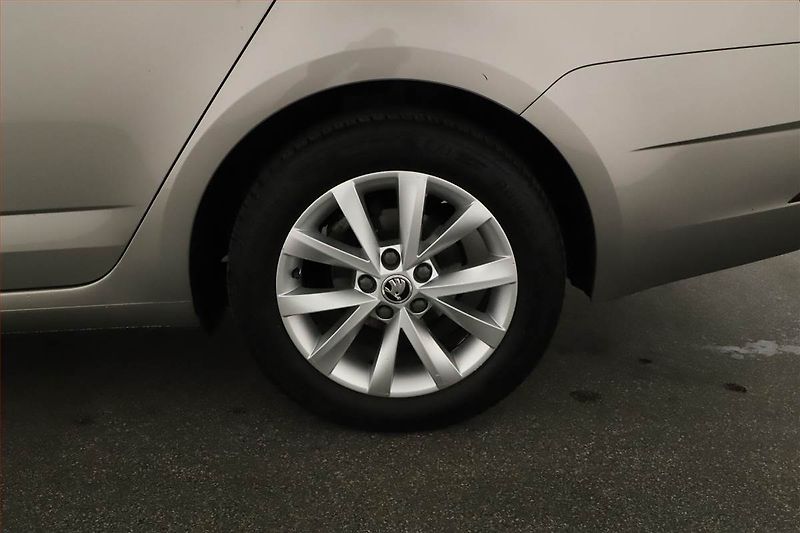 Škoda Octavia (2018) Ambition Plus 1.6 TDI - fotka 11 z 14