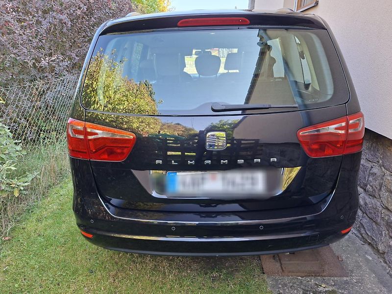 Seat Alhambra (2011) STYLE - fotka 6 z 21