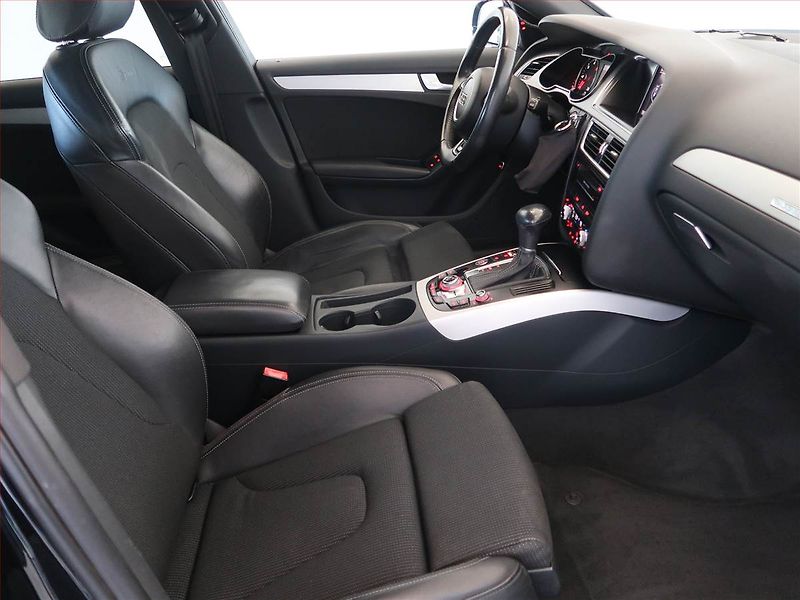 Audi A4 (2013) S-Line 3.0 TDI, 4X4, Automat - fotka 9 z 18
