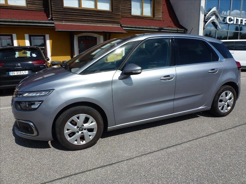 Citroën C4 Picasso 1,2 PureTech 130 6AUT  SpaceTo - fotka 16 z 54