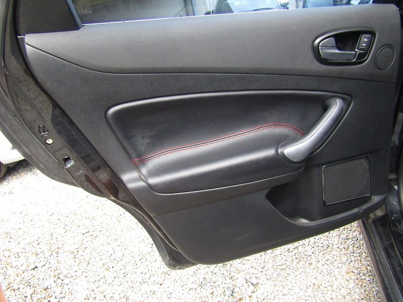 Ford Mondeo (2008) 2.2 TDCi 129kW  TITANIUM S - fotka 21 z 35