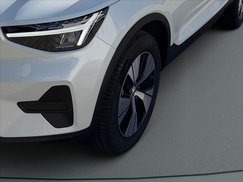 Volvo XC40 (2026) 2,0 B3 Core 8273 - fotka 6 z 14