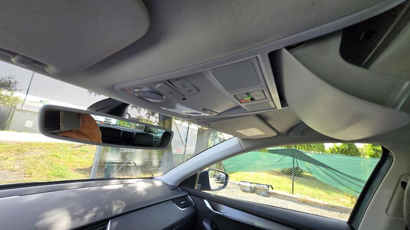 Škoda Octavia 2.0TDI 4x4  STYLE 1MAJITEL - fotka 36 z 43