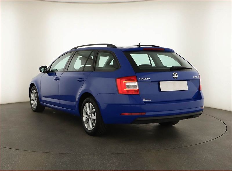 Škoda Octavia (2019) Ambition 1.6 TDI, ČR,1.maj - fotka 4 z 13