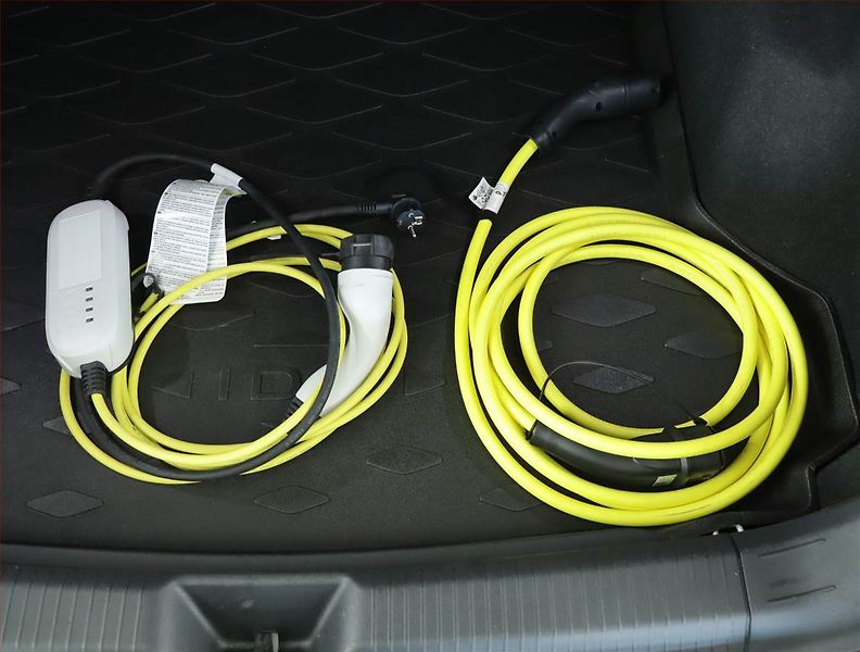 Volkswagen ID.4 (2023) Pro Perf. (82 kWh), SoH 93% - fotka 18 z 18
