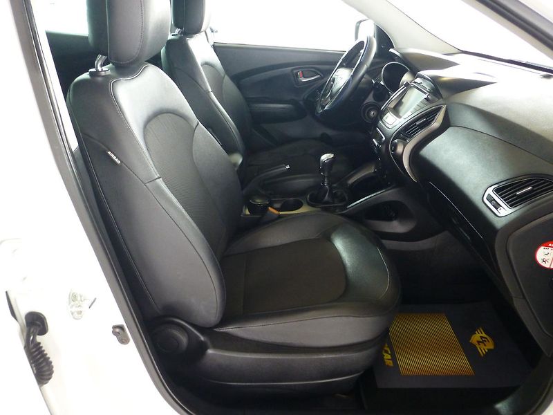 Hyundai ix35 (2015) 2,0I-122KW*VYHŘ.S*KAMER*PANORA - fotka 22 z 28